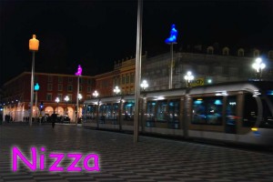 A Nizza il capodanno si festeggia nella colorata piazza Massena | Capodannissimo A Nizza il capodanno si festeggia nella colorata piazza Massena