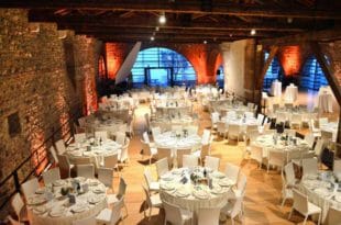 La sala del cenone di gala della Dogana Veneta