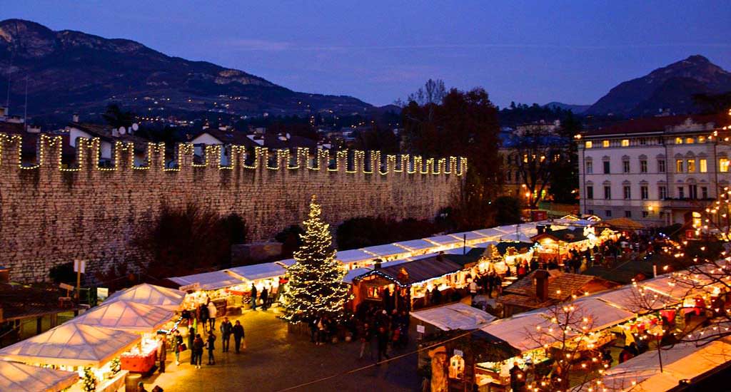 Mercatini Di Natale Trento Foto.Mercatini Di Natale Trento I Consigli Utili Per La Visita 2021